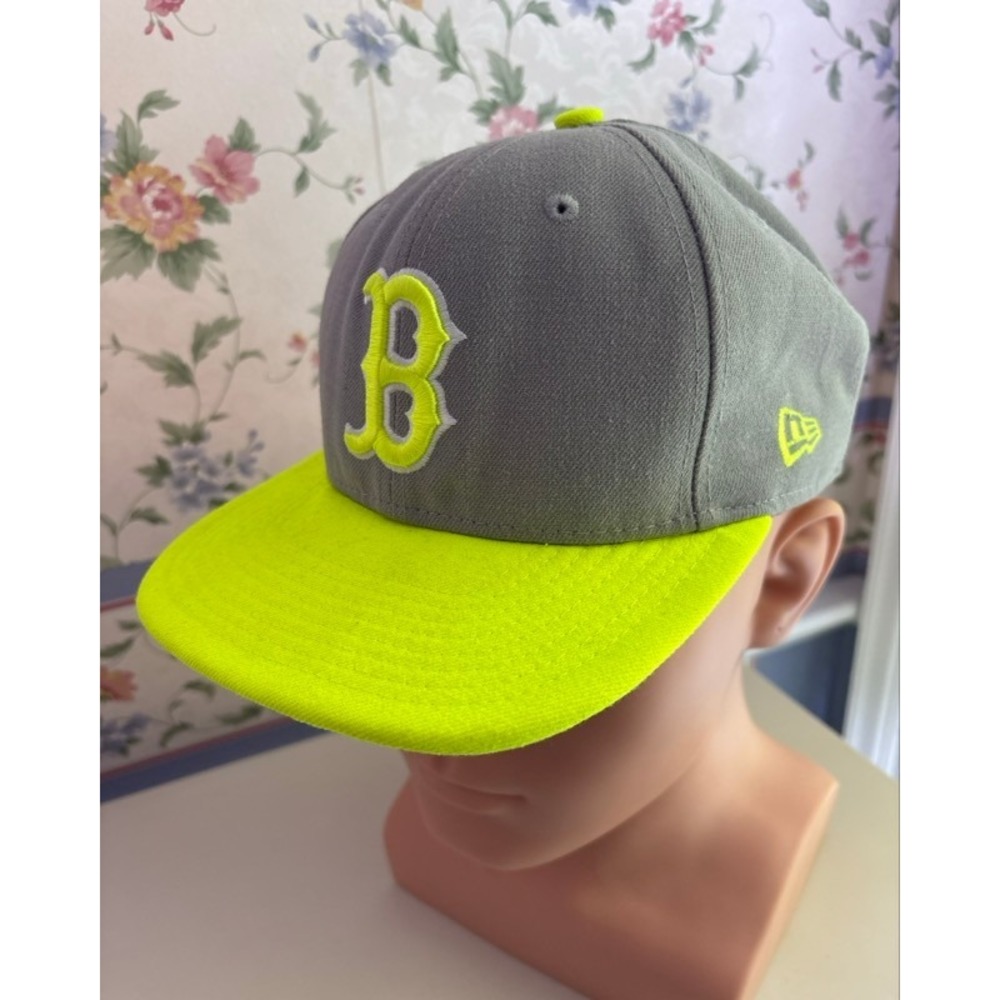 New Era 9FIFTY Boston Red Sox Snapback Hat Grey Neon Yellow MLB Original Fit Cap